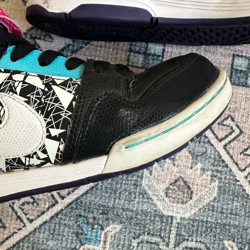 NIKE Air Jordan Mid 2 - Picture 4 of 6